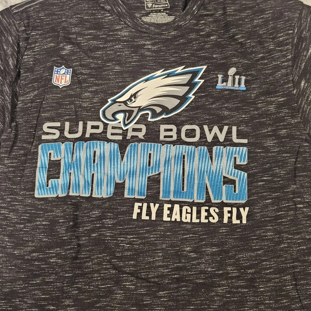 Philadelphia Eagles Super Bowl LII Champions T-Shirt NFL‎ Football, Medium